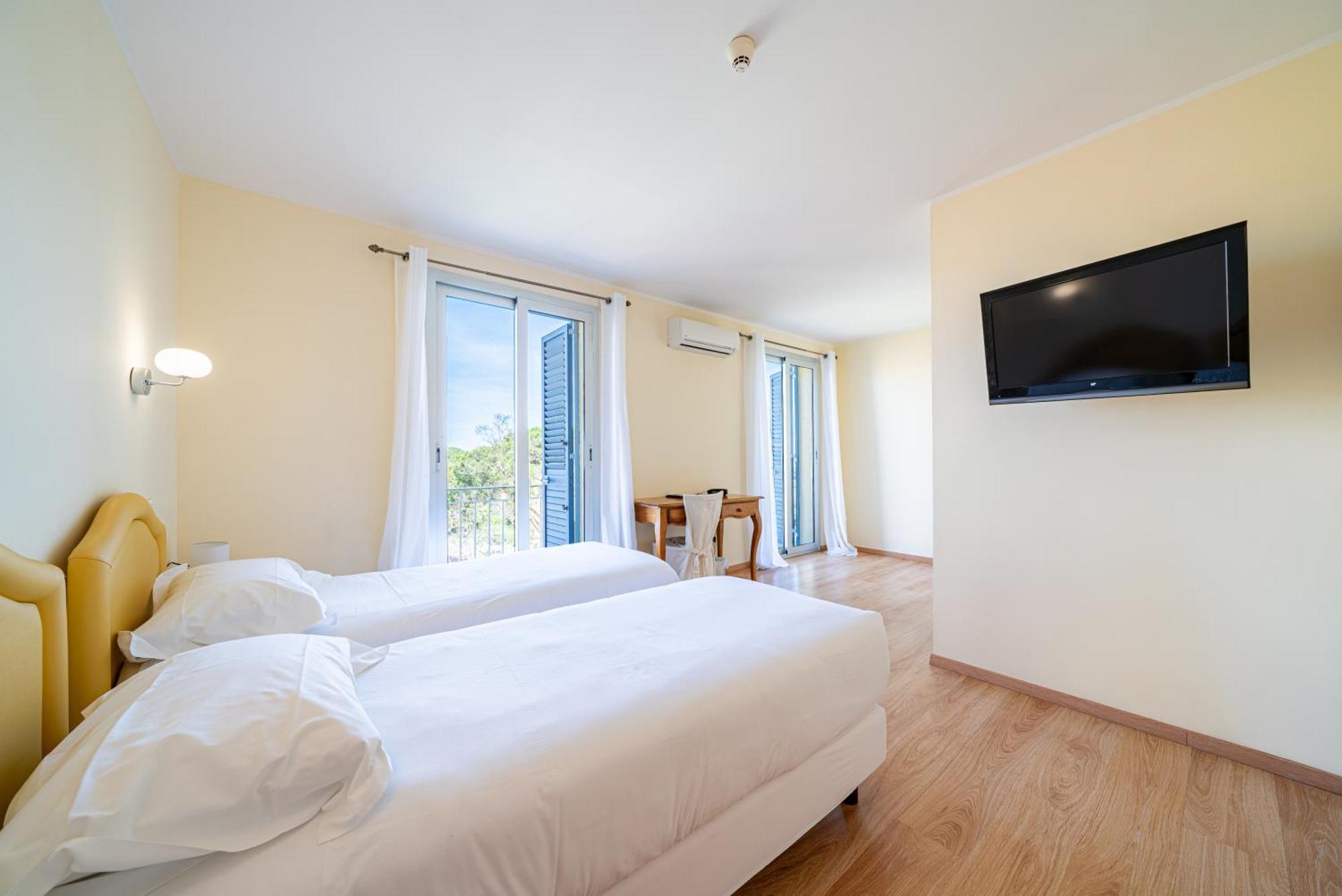 Castellu Hotell Lucciana  Eksteriør bilde